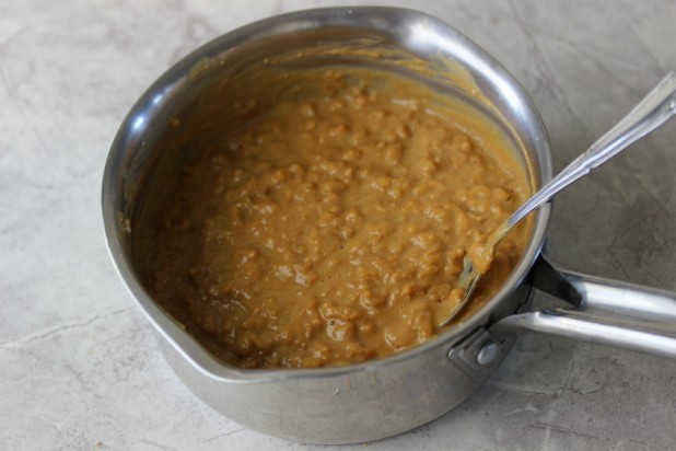 Creamy Oatmeal Porridge With Coconut Sugar