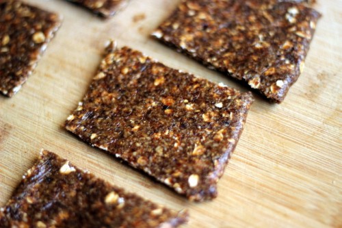 Oatmeal Cinnamon Raisin Squares (No Bake)