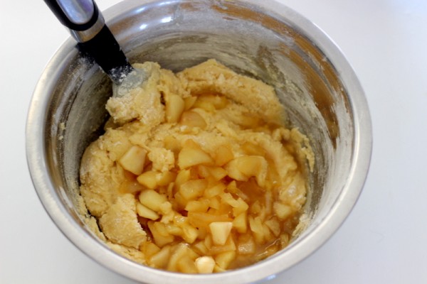 Apple Caramel Cookie Bread