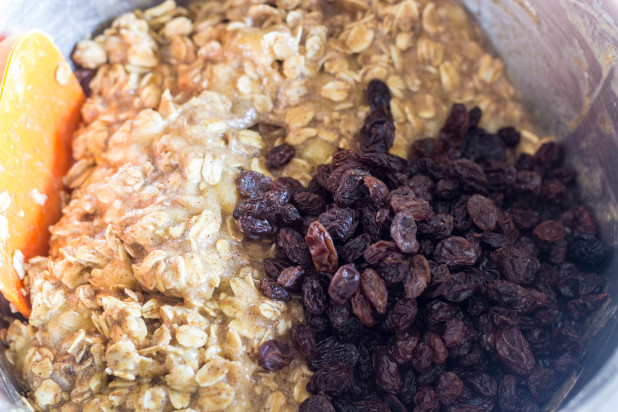 Banana Oatmeal Raisin Cookies