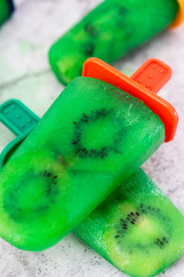 Kiwi and Lime Popsicles