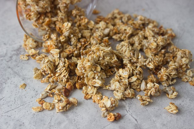 Low Fat Sesame and Sunflower Seed Granola