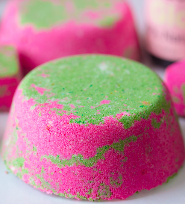 Peppermint Bath Bomb