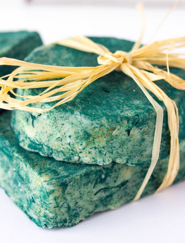 Coconut Oil Spirulina Soap