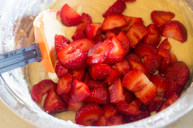 Strawberry Cake (Sugar Free)