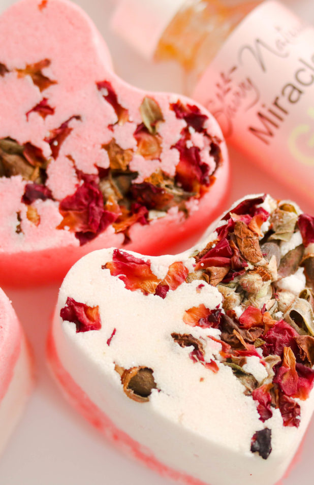 This Titsy Totsy bath bomb is a Lush inspired copycat that included all natural rose buds, coconut oil and love spell fragrance oil to make this a romantic treat!