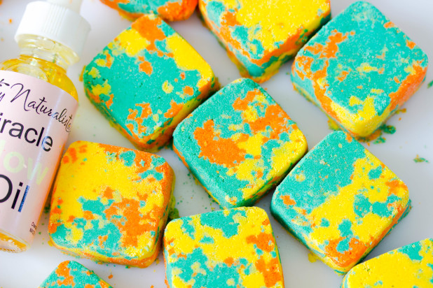 All natural and invigorating! Make these easy scented tropical mani or bath-bombs to relax and unwind. They also make the perfect party favors for any holiday or birthday. 