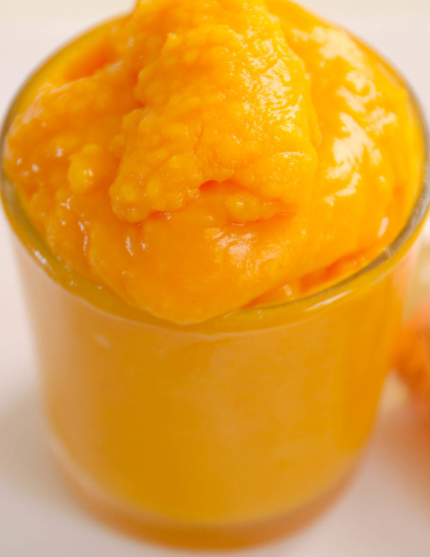 All-natural golden turmeric baking soda scrub is the perfect body scrub to exfoliant the skin naturally... 