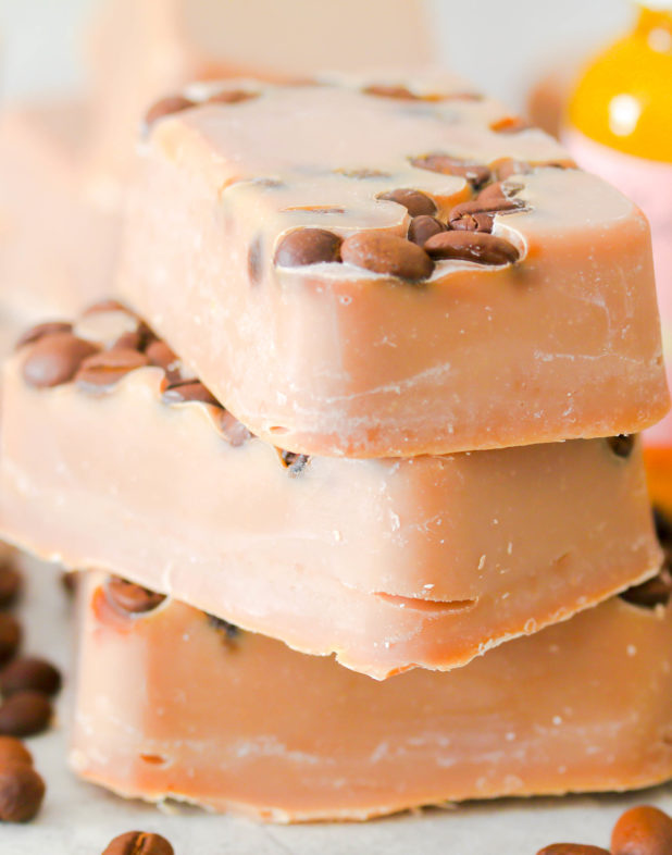 Brewed Coffee Cold Process Soap is an easy beginner tutorial made with pure brewed ground coffee and coffee oil to make this soap smell amazing, whip up the soap in only 10 minutes!