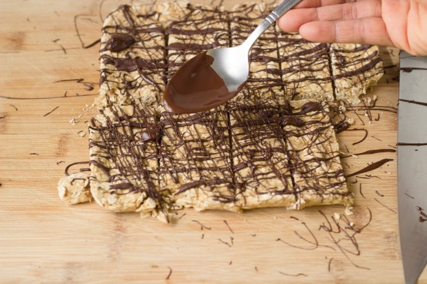 How To Make: Protein Bars (low-fat version)