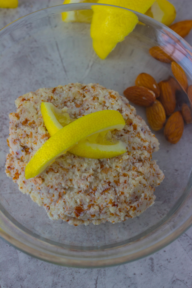 Shrink your pores naturally with a four ingredient Lemon Lavender Almond Mask