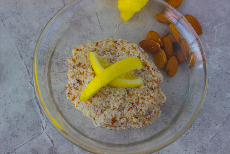 Shrink your pores naturally with a four ingredient Lemon Lavender Almond Mask