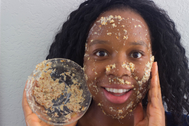 Shrink your pores naturally with a four ingredient Lemon Lavender Almond Mask 