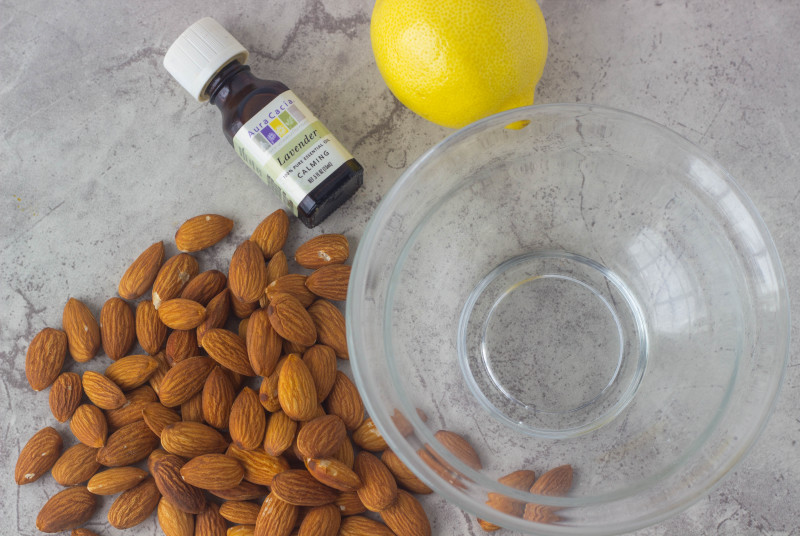 Shrink your pores naturally with a four ingredient Lemon Lavender Almond Mask 