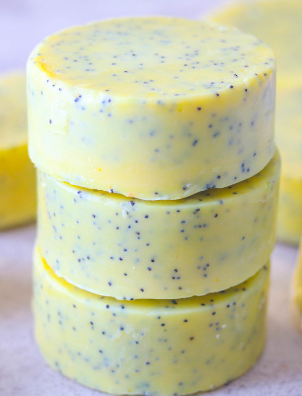 Lemon Poppy Seed Cold Process Soap not only does the pure lemon essential makes this soap smell amazing, they whip up in only 10 minutes and give your skin a lovely exfoliation to remove dead skin cells. #lemonessentialoil lemonpoppyseed #lemon #savvynaturalista #shundara