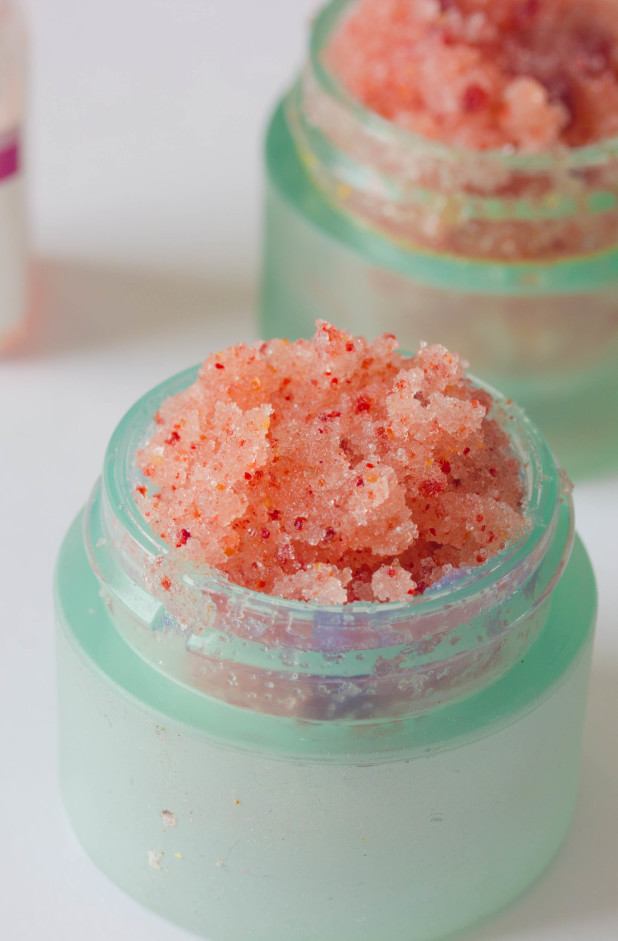 Strawberry Lip Scrub 