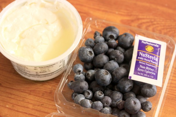 Greek Yogurt Blueberry Topping