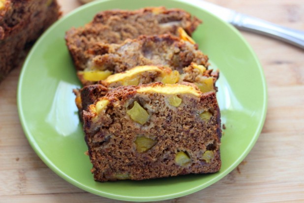 Banana Pineapple Bread (Vegan)