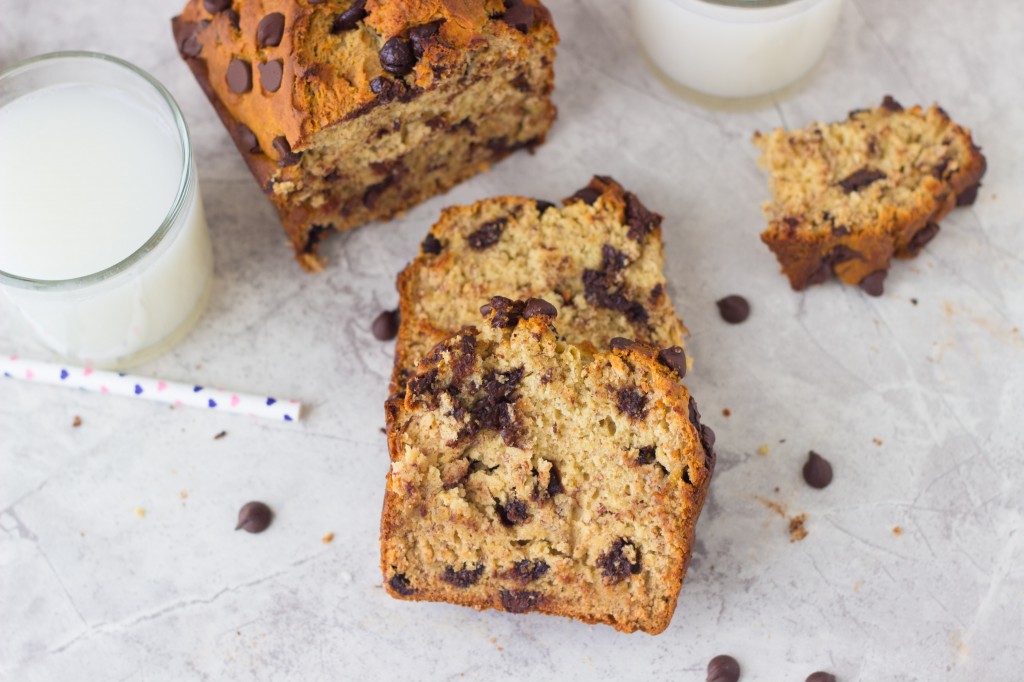 Low-Fat Chocolate Chip Banana Bread