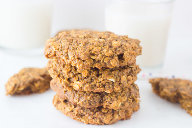 Oatmeal Chia Breakfast Cookies