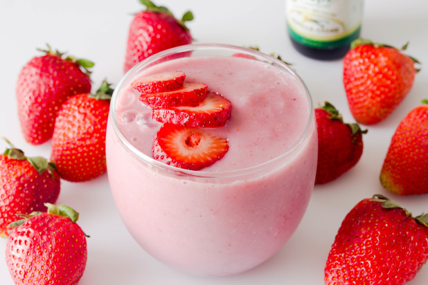 Strawberry Smoothie (Single Serving)