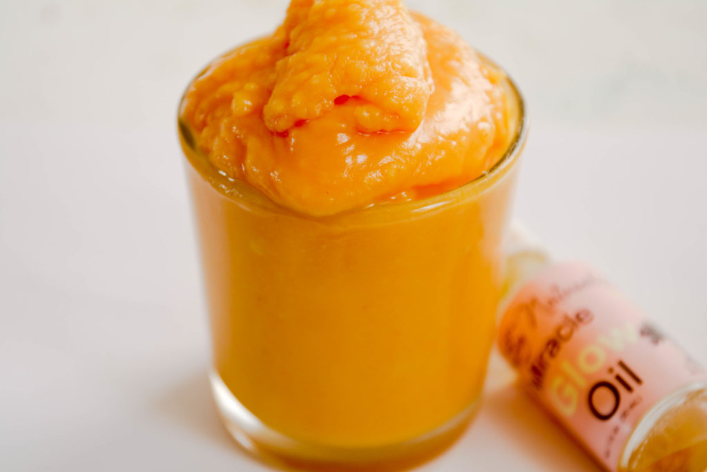 All-natural golden turmeric baking soda scrub is the perfect body scrub to exfoliant the skin naturally...