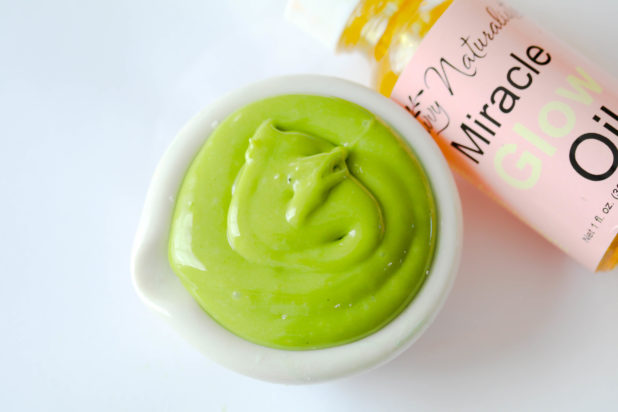 Make your skin glow with this three ingredient DIY green tea all natural facial mask!